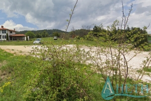 Satılık Düzenlenen arazi arsa Koprivshtica